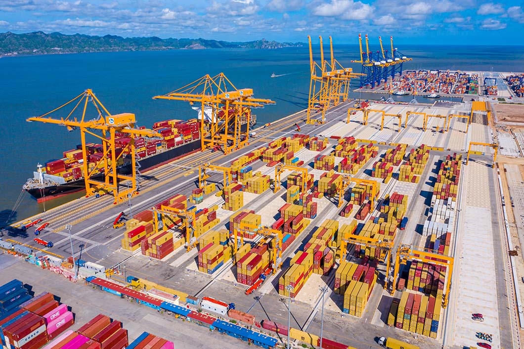 ỨNG DỤNG CATOS, EPORT VÀ MÔ HÌNH 3D TRONG VẬN HÀNH VÀ KHAI THÁC CẢNG BIỂN HIỆN ĐẠI