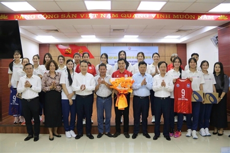 Cảng Hải Phòng đồng hành cùng đội tuyển bóng chuyền nữ thành phố thi đấu vòng chung kết Giải hạng A quốc gia năm 2026