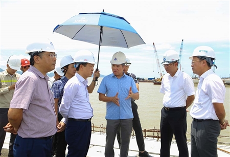 Cảng Hải Phòng cần phối hợp chặt chẽ với nhà thầu, đảm bảo Dự án xây dựng bến container số 3,4 tại Lạch Huyện về đích đúng tiến độ