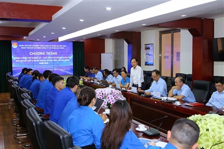 Bí thư Đảng ủy – Chủ tịch Hội đồng quản trị Công ty cổ phần Cảng Hải Phòng đối thoại với cán bộ, đoàn viên, thanh niên năm 2026