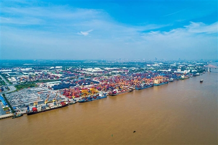 Cảng Hải Phòng triển khai nạo vét luồng Hàng hải đoạn từ thượng lưu cảng Nam Hải Đình Vũ đến thượng lưu cảng Đình Vũ và mở rộng vũng quay tàu hiện hữu