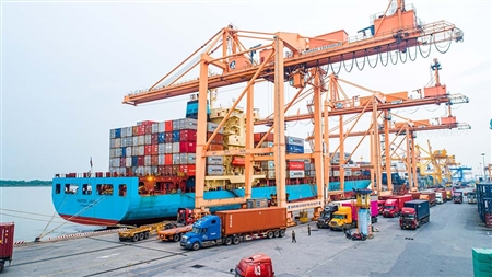 Thị trường khởi sắc, Cảng Hải Phòng hoàn thành vượt mức kế hoạch sản xuất kinh doanh trong tháng 8