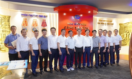 Đoàn lãnh đạo Cảng Hải Phòng thăm và làm việc tại Cảng Đà Nẵng
