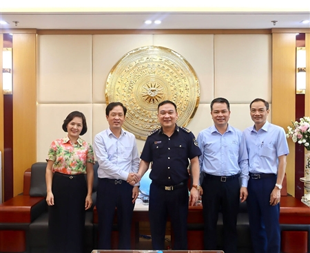 Hải quan khu vực III và Cảng Hải Phòng hợp tác thúc đẩy tăng trưởng xuất nhập khẩu