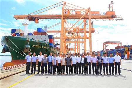 Đoàn công tác của Sở Giao thông vận tải tỉnh Bình Định thăm và làm việc tại Cảng Hải Phòng