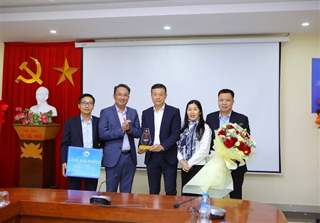 CẢNG TÂN VŨ – 17 NĂM HÀNH TRÌNH VƯƠN XA