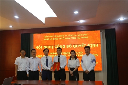 ĐẢNG ỦY CẢNG HẢI PHÒNG CÔNG BỐ QUYẾT ĐỊNH THÀNH LẬP ĐẢNG BỘ CƠ SỞ CÔNG TY TNHH CẢNG QUỐC TẾ TIL CẢNG HẢI PHÒNG