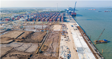 Đề xuất cho khai thác tạm kết cấu hạ tầng cảng biển