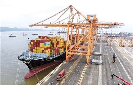 Phê duyệt chủ trương tiếp nhận tàu 165.000 DWT tại Bến số 3, 4 – khu vực cảng nước sâu Lạch Huyện