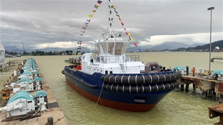 Công ty CP Lai dắt và Vận tải Cảng Hải Phòng hạ thủy tàu lai Azimuth TUGTRANCO 01 công suất 5.000 HP