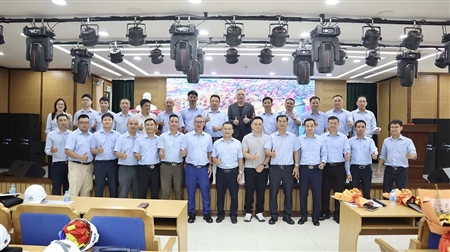 KHOÁ ĐÀO TẠO NÂNG TẦM NĂNG LỰC VẬN HÀNH VÀ AN TOÀN KHAI THÁC CẢNG: HOÀN THÀNH GIAI ĐOẠN 1 “TRAIN TO TRAINER”