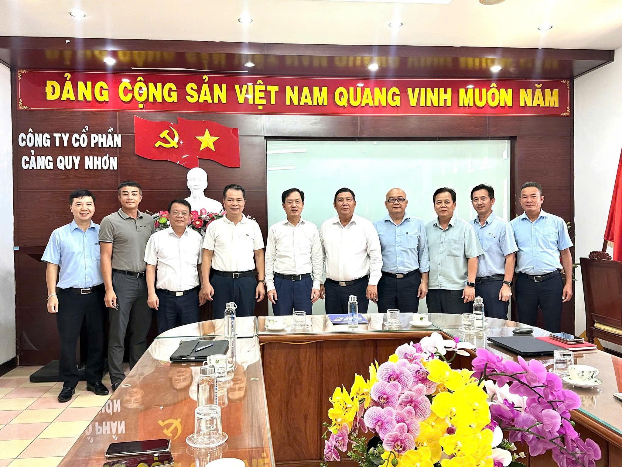Cảng Quy Nhơn tăng cường kết nối, phát triển logistics tích hợp cùng Hải Phòng và Cam Ranh